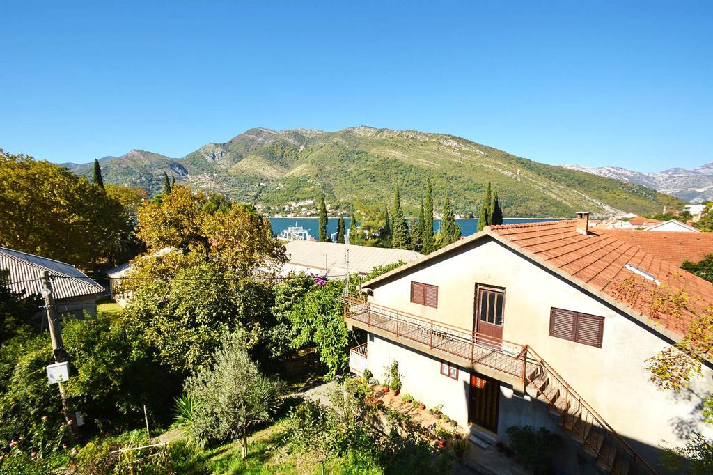 Apartment Rita Tivat Exterior foto